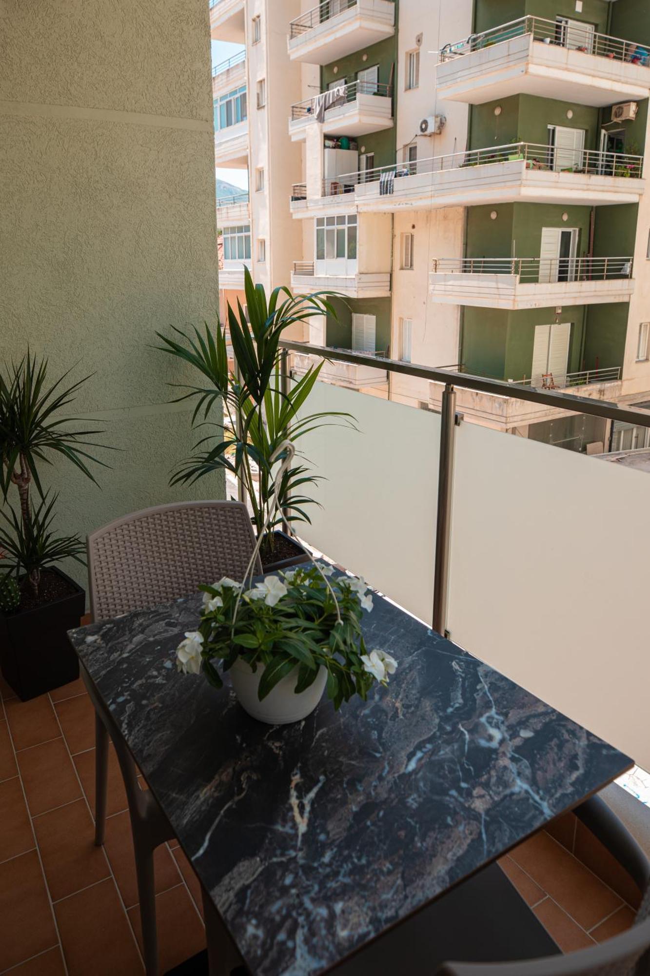 Vlore Luxury Apartaments "Fael" Vlorë Exterior foto