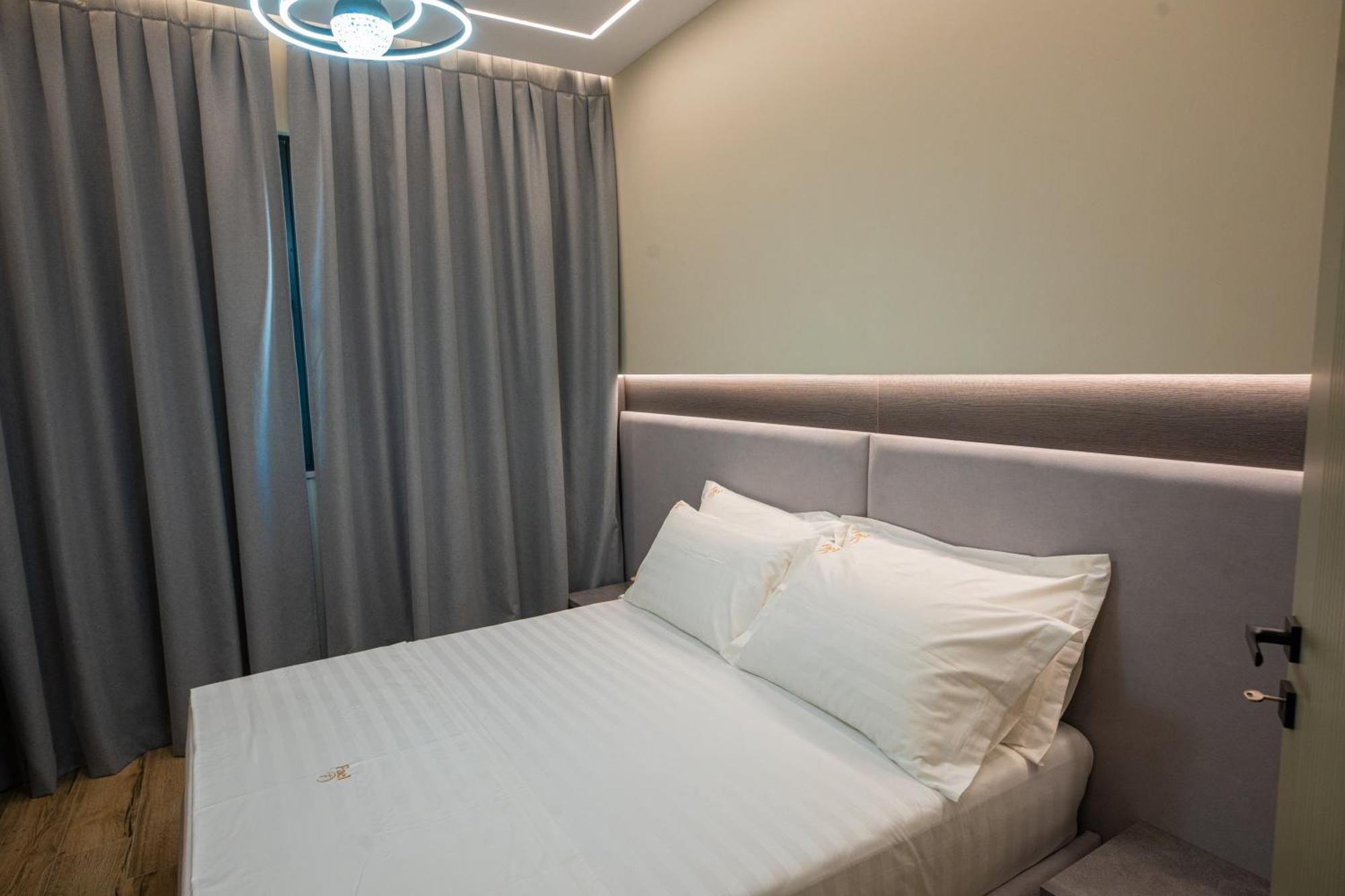 Vlore Luxury Apartaments "Fael" Vlorë Exterior foto